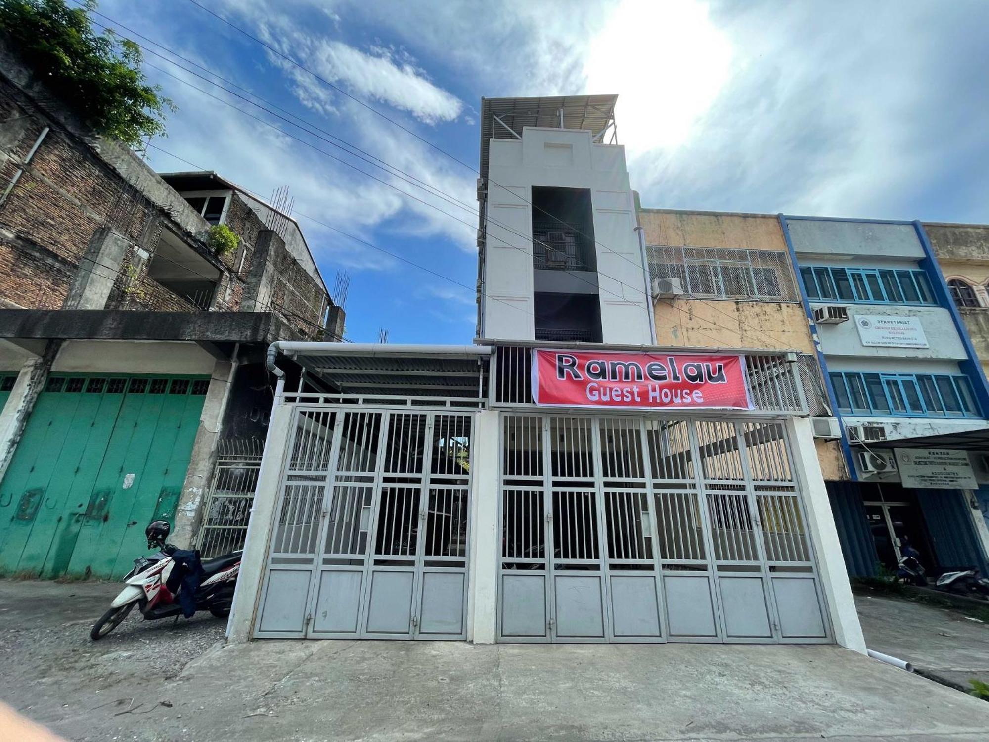 Reddoorz At Ramelau Near Ap Pettarani 2*
