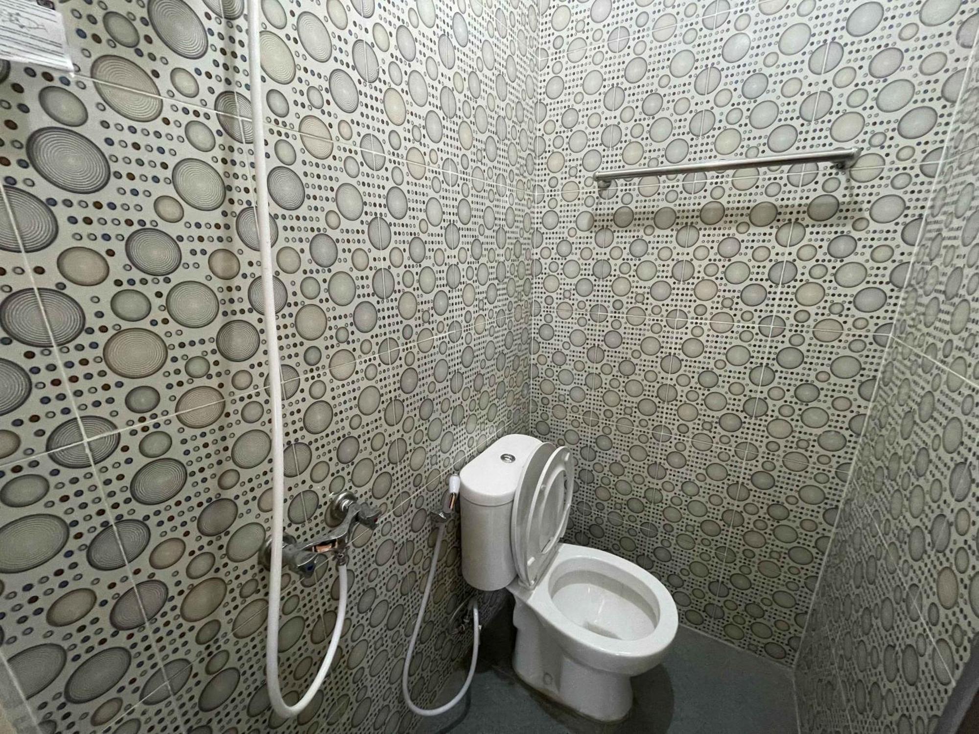 Hotel Reddoorz At Ramelau Near Ap Pettarani Makassar
