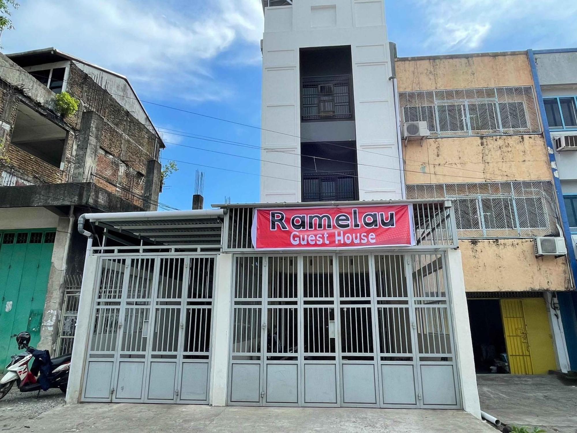 Reddoorz At Ramelau Near Ap Pettarani Hotel 2*