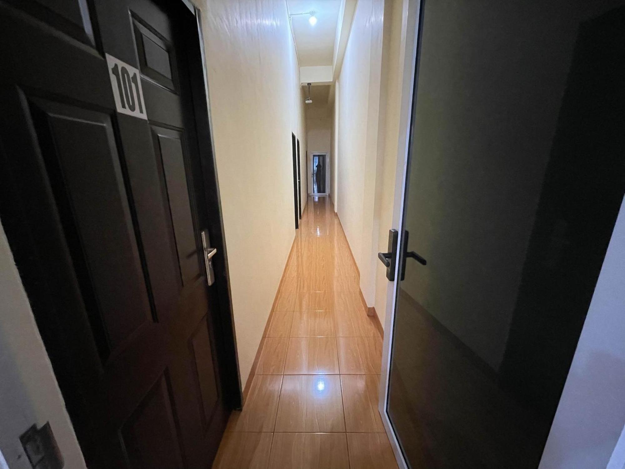 Reddoorz At Ramelau Near Ap Pettarani Makassar